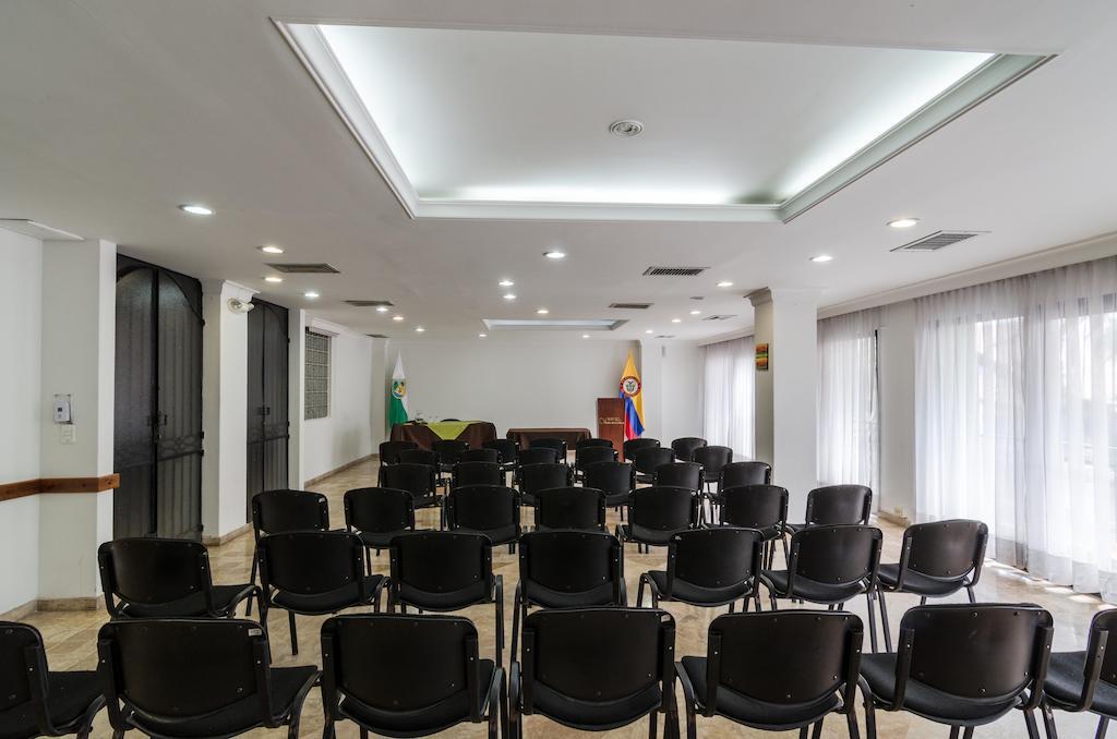 Hotel Cabo De La Vela Medellin Bagian luar foto