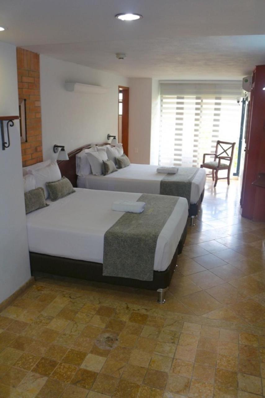 Hotel Cabo De La Vela Medellin Bagian luar foto
